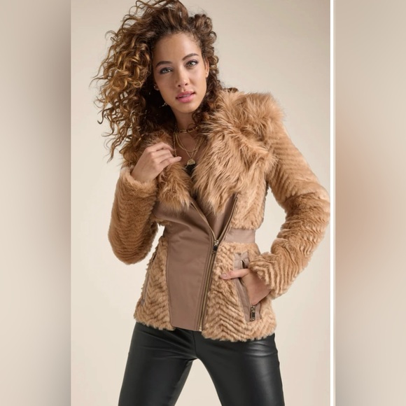 Faux Fur Chevron Jacket NWOT - Picture 7 of 14